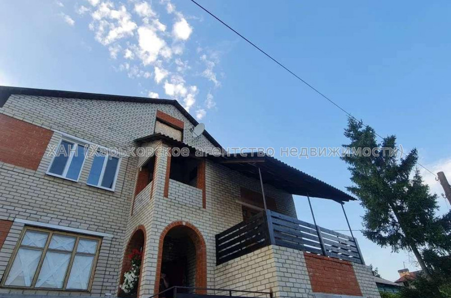 Продам дом, Гагарина ул. , 277 м², 6 сот., косметический ремонт 
