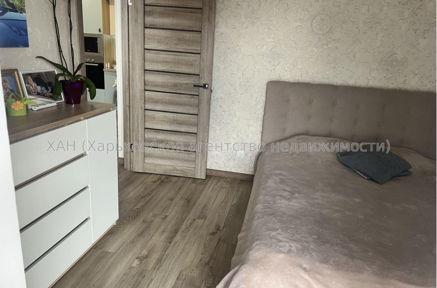 Продам квартиру, Льва Ландау просп. , 2  ком., 58 м², капитальный ремонт 