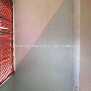 Продам квартиру, Аэрокосмический пр. , 3 кім., 68 м², косметический ремонт 