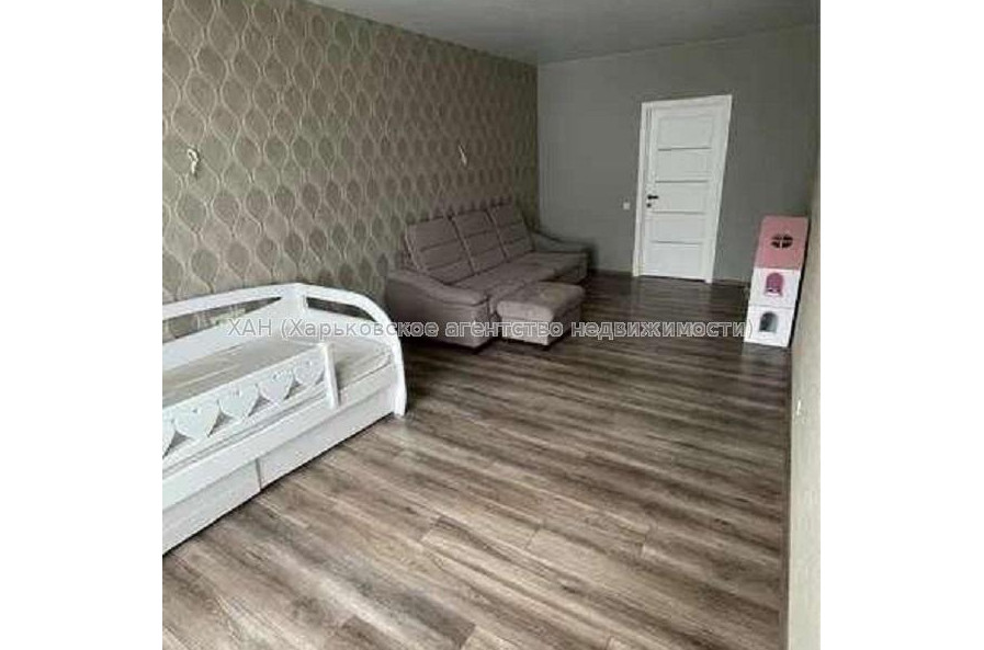 Продам квартиру, Качановская ул. , 2  ком., 72 м², евроремонт 