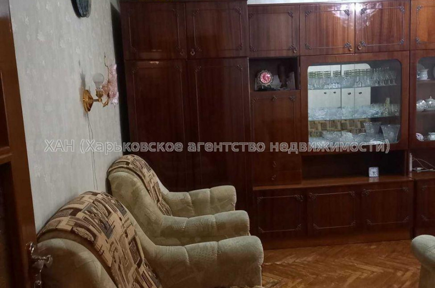 Продам квартиру, Европейская ул. , 2 кім., 42 м², косметический ремонт 