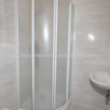 Продам квартиру, Ляпунова ул. , 2 кім., 94 м², евроремонт 