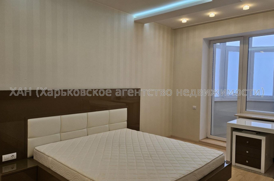 Продам квартиру, Данилевского ул. , 3 кім., 136 м², авторский дизайн 