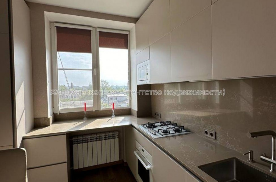 Продам квартиру, Москалёвская ул. , 2  ком., 52 м², евроремонт 