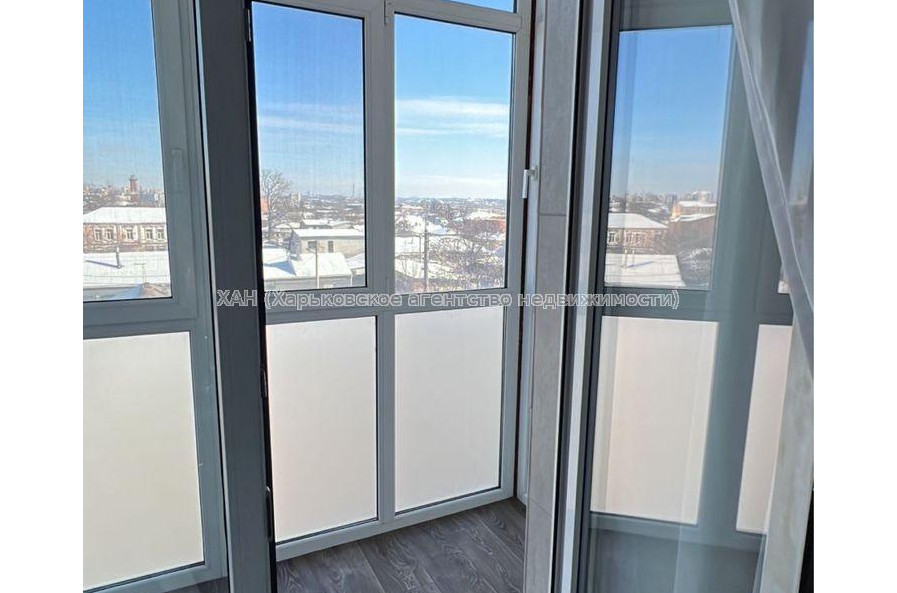 Продам квартиру, Москалёвская ул. , 2 кім., 52 м², евроремонт 
