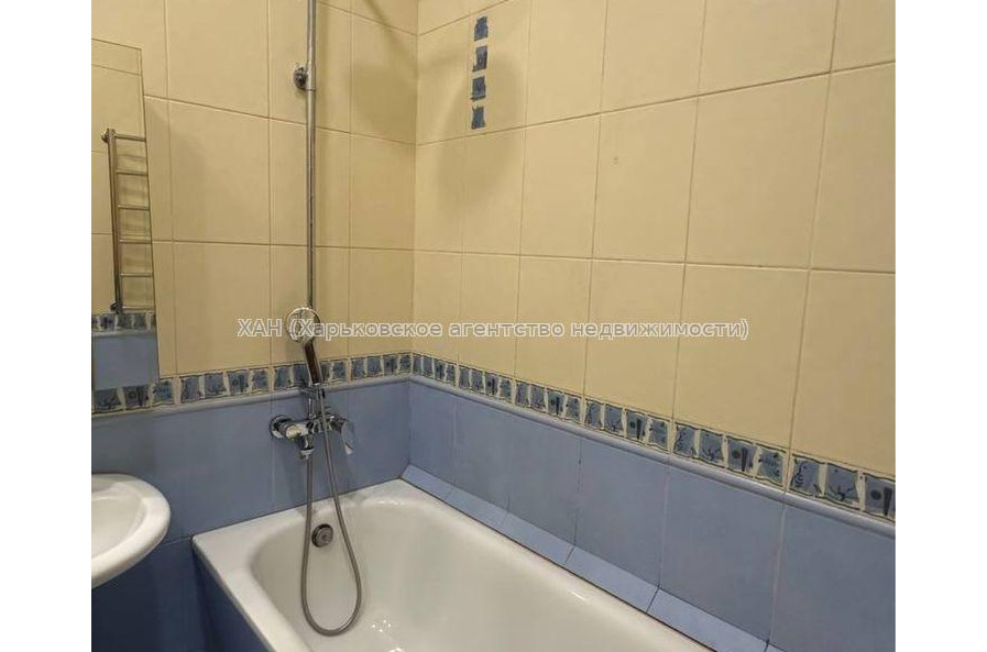 Продам квартиру, Москалёвская ул. , 2  ком., 52 м², евроремонт 