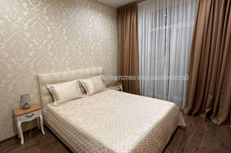 Продам квартиру, Москалёвская ул. , 2 кім., 52 м², евроремонт 