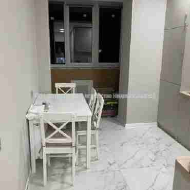 Продам квартиру, Мира ул. , 1  ком., 38 м², евроремонт 