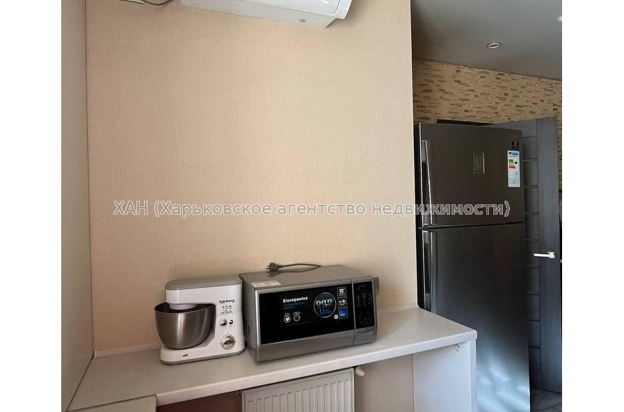 Продам квартиру, Гвардейцев Широнинцев ул. , 2  ком., 70 м², евроремонт 