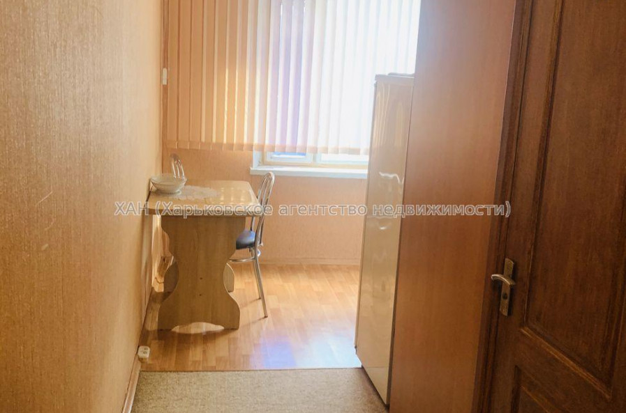Продам квартиру, Юбилейный просп. , 1  ком., 32 м², косметический ремонт 