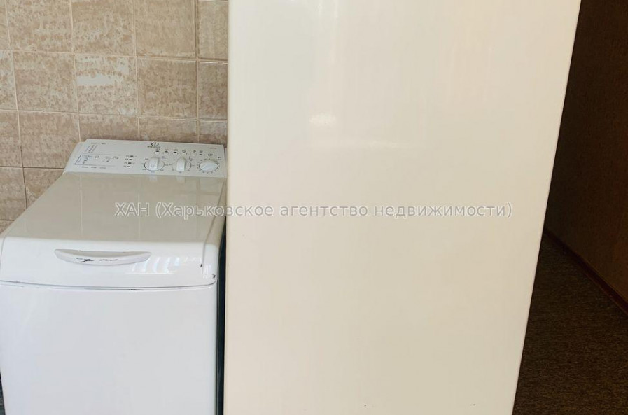 Продам квартиру, Юбилейный просп. , 1  ком., 32 м², косметический ремонт 