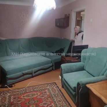 Продам квартиру, Деревянко ул. , 1  ком., 31 м², советский ремонт 