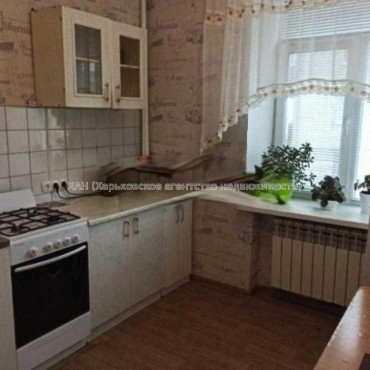 Продам квартиру, Клочковская ул. , 2 кім., 50 м², косметический ремонт 