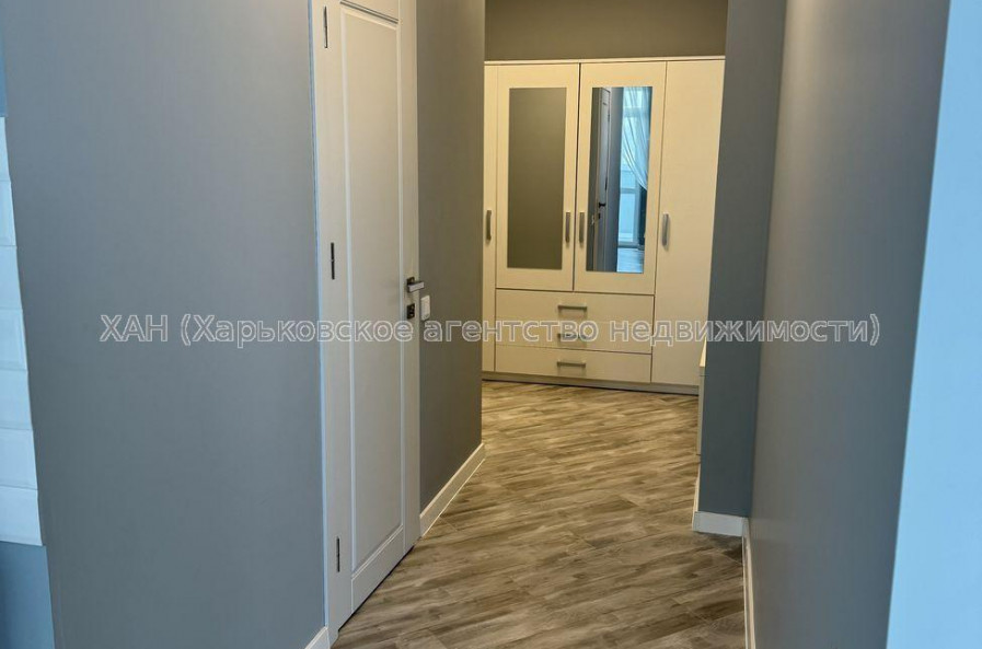 Продам квартиру, Героев Харькова просп. , 1  ком., 50 м², капитальный ремонт 