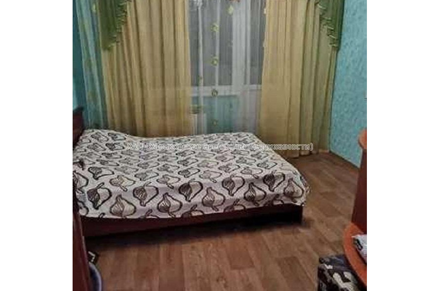 Продам квартиру, Пастера Луи ул. , 4  ком., 81 м², капитальный ремонт 