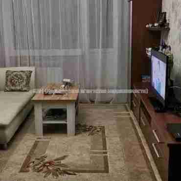 Продам квартиру, Пастера Луи ул. , 4  ком., 81 м², капитальный ремонт 