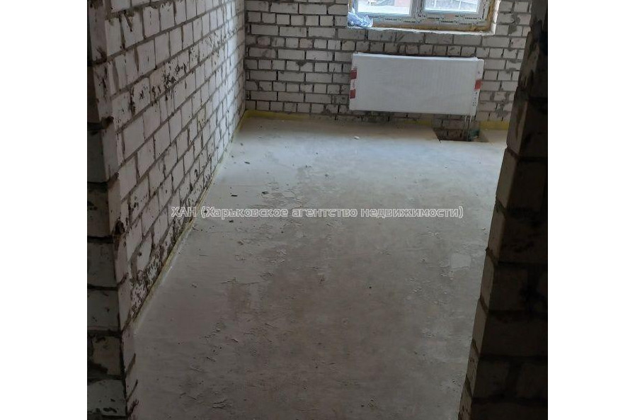 Продам квартиру, Шевченковский пер. , 1 кім., 42 м², без внутренних работ 