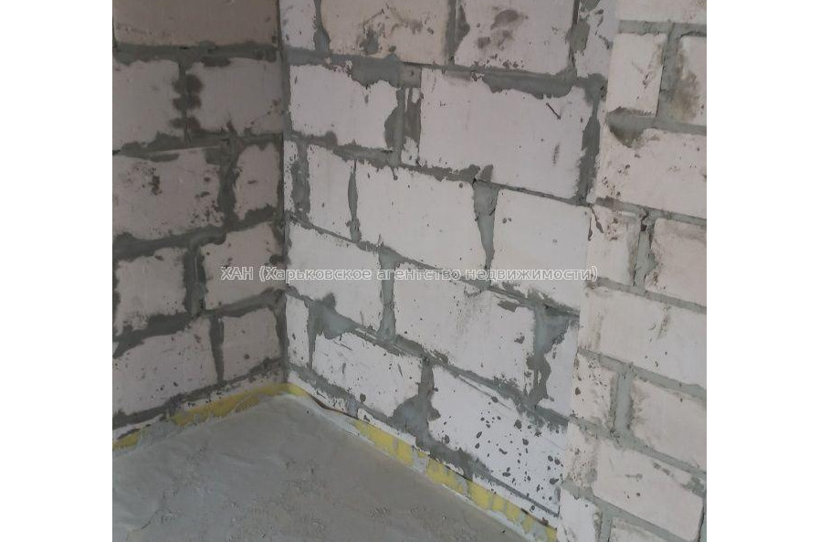 Продам квартиру, Шевченковский пер. , 1 кім., 42 м², без внутренних работ 