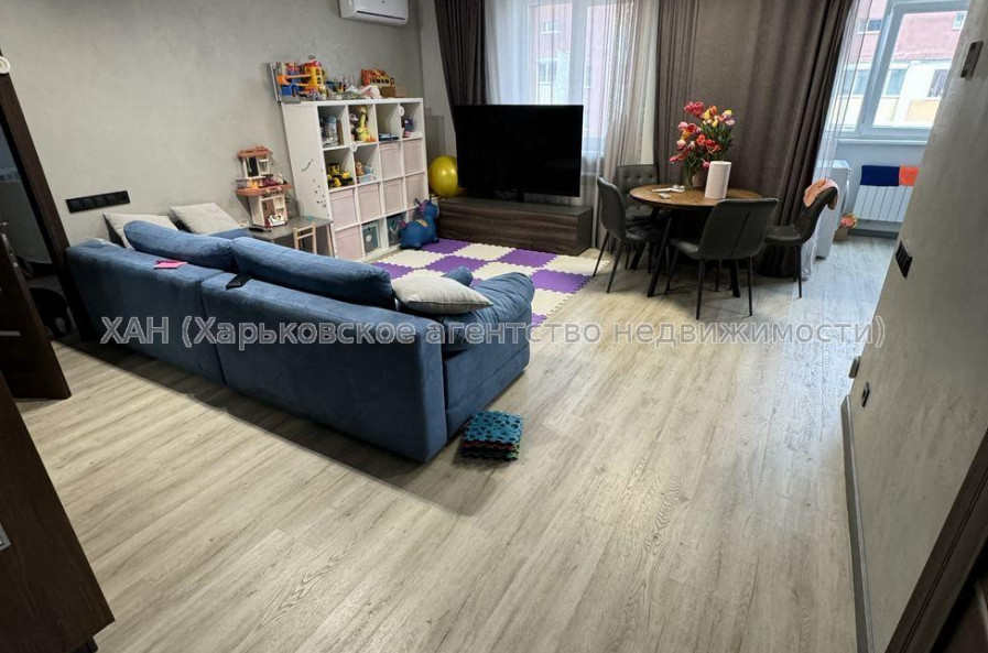 Продам квартиру, Драгоманова ул. , 2  ком., 56 м², авторский дизайн 