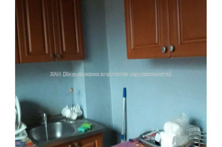 Продам квартиру, Гвардейцев Широнинцев ул. , 1 кім., 33 м², советский ремонт 