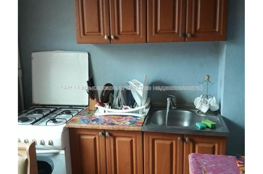 Продам квартиру, Гвардейцев Широнинцев ул. , 1 кім., 33 м², косметический ремонт 