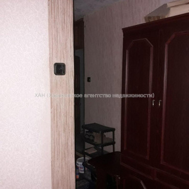 Продам квартиру, Гвардейцев Широнинцев ул. , 1 кім., 33 м², косметический ремонт 
