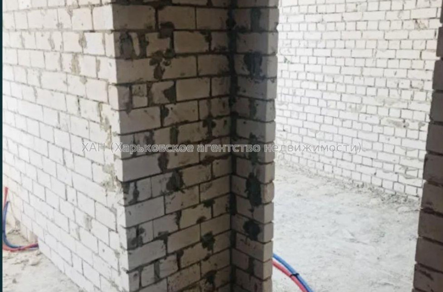 Продам квартиру, Шевченковский пер. , 1  ком., 34.30 м², без внутренних работ 
