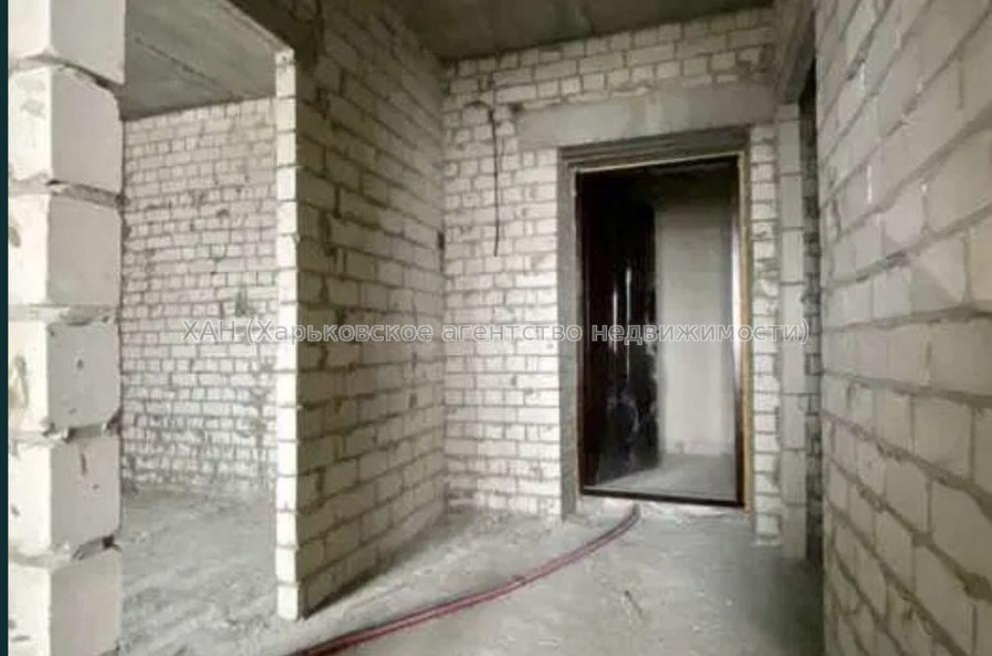 Продам квартиру, Шевченковский пер. , 1  ком., 34.30 м², без внутренних работ 