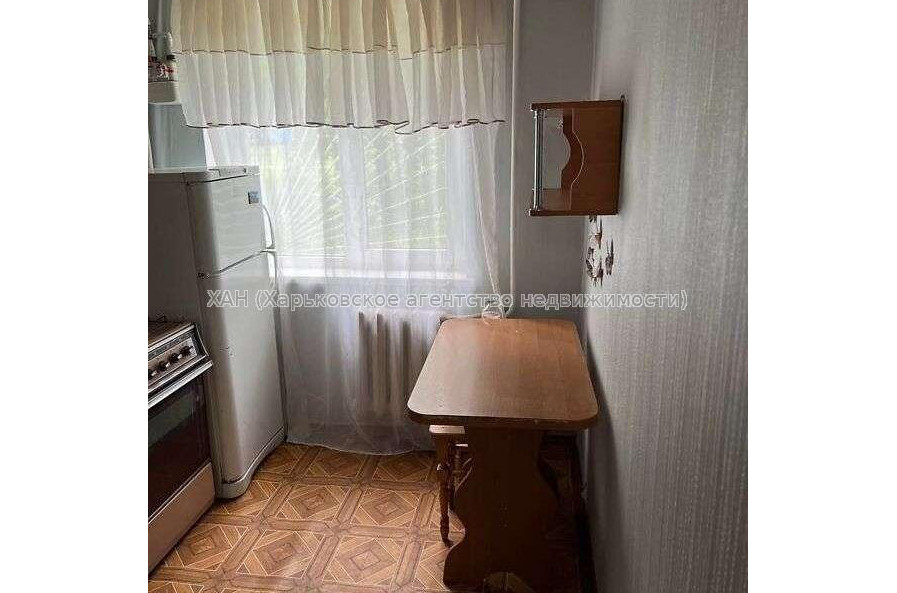 Продам квартиру, Юбилейный просп. , 1 кім., 31 м², косметический ремонт 