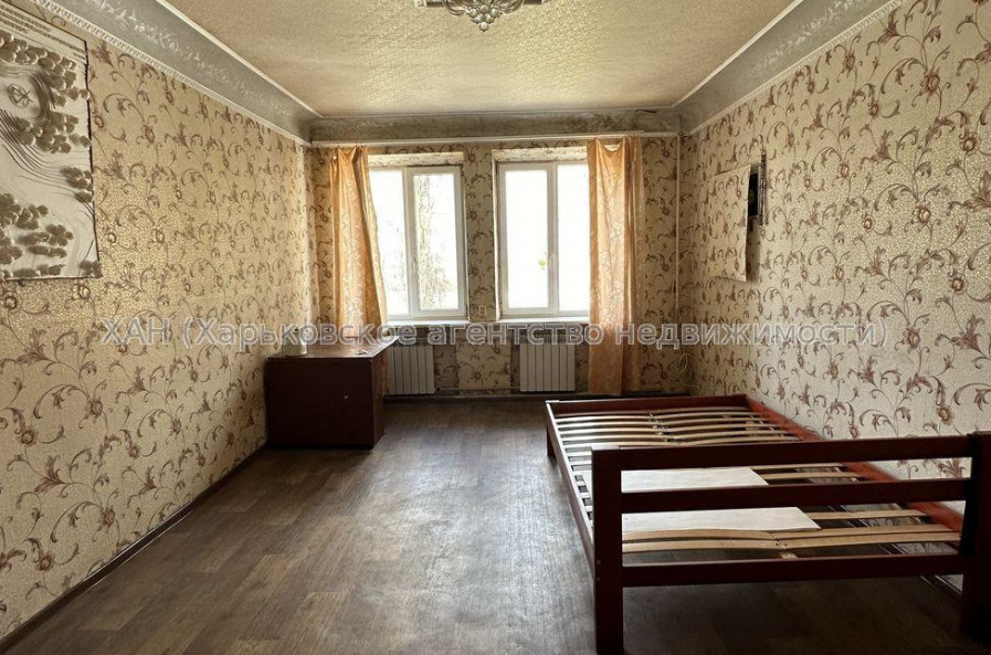 Продам квартиру, Ново-Баварский просп. , 1 кім., 20 м², косметический ремонт 