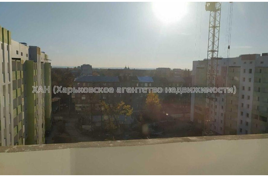 Продам квартиру, Мира ул. , 2 кім., 73 м², без внутренних работ 