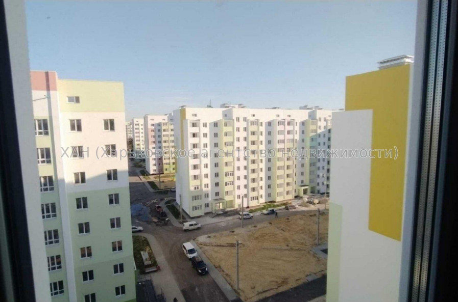 Продам квартиру, Мира ул. , 2 кім., 73 м², без внутренних работ 
