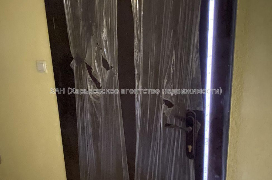 Продам квартиру, Шевченковский пер. , 2 кім., 57 м², без внутренних работ 