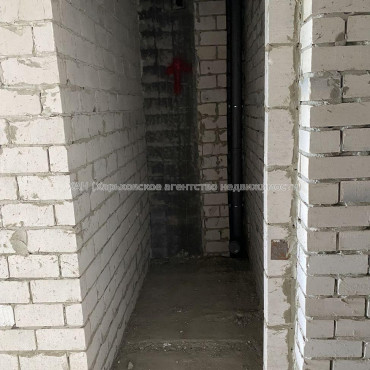 Продам квартиру, Шевченковский пер. , 2 кім., 57 м², без внутренних работ 