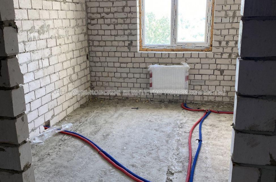 Продам квартиру, Шевченковский пер. , 2 кім., 57 м², без внутренних работ 