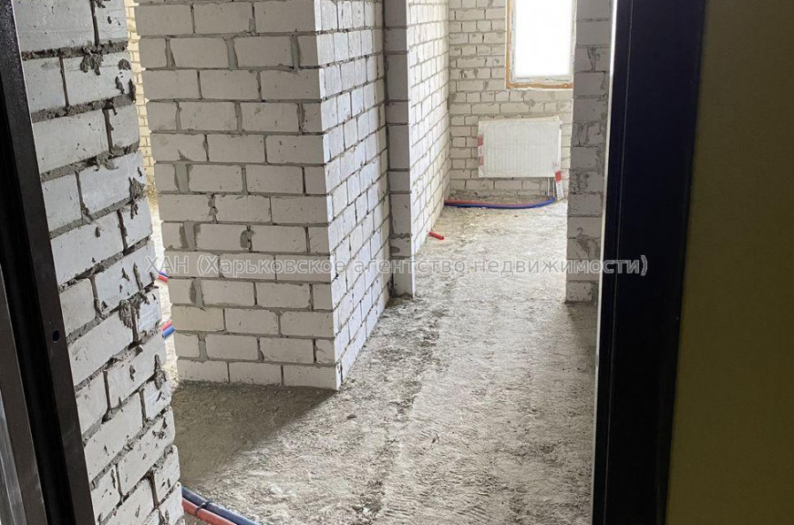 Продам квартиру, Шевченковский пер. , 2 кім., 57 м², без внутренних работ 