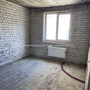 Продам квартиру, Шевченковский пер. , 2  ком., 57 м², без внутренних работ 