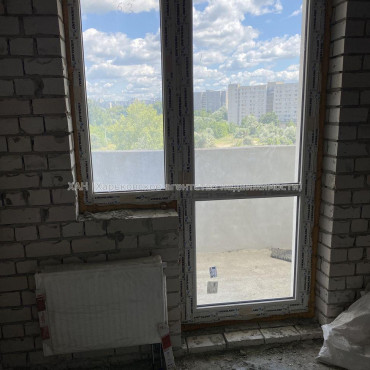 Продам квартиру, Шевченковский пер. , 2 кім., 57 м², без внутренних работ 