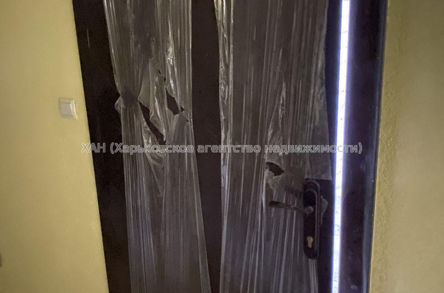 Продам квартиру, Шевченковский пер. , 2  ком., 57 м², без внутренних работ 