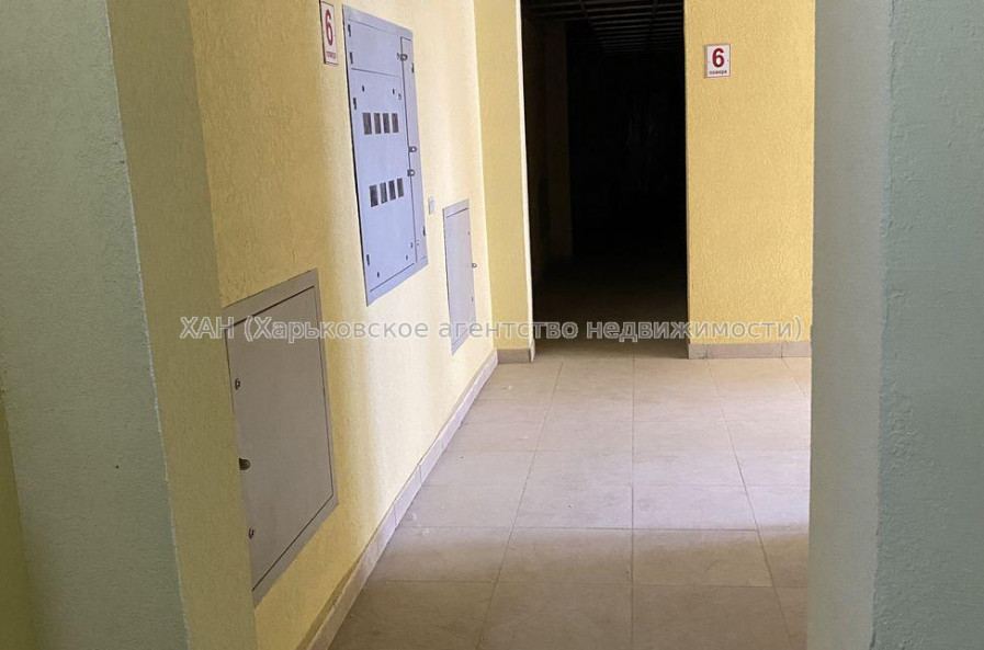 Продам квартиру, Шевченковский пер. , 2 кім., 57 м², без внутренних работ 
