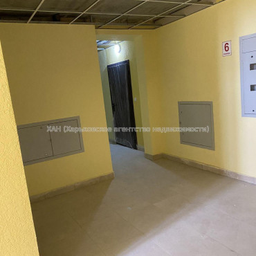 Продам квартиру, Шевченковский пер. , 2  ком., 57 м², без внутренних работ 