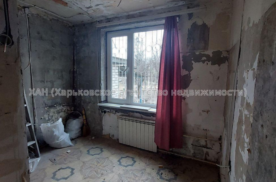 Продам квартиру, Гвардейцев Широнинцев ул. , 2  ком., 46 м², без ремонта 