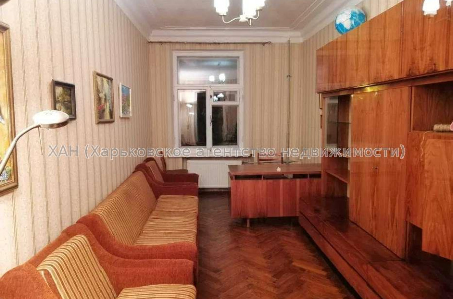 Продам квартиру, Мира ул. , 3  ком., 87 м², капитальный ремонт 
