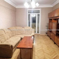 Продам квартиру, Мира ул. , 3 кім., 87 м², капитальный ремонт 