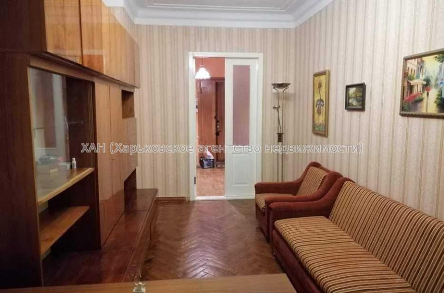 Продам квартиру, Мира ул. , 3 кім., 87 м², капитальный ремонт 