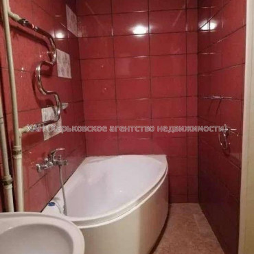 Продам квартиру, Мира ул. , 3 кім., 87 м², капитальный ремонт 