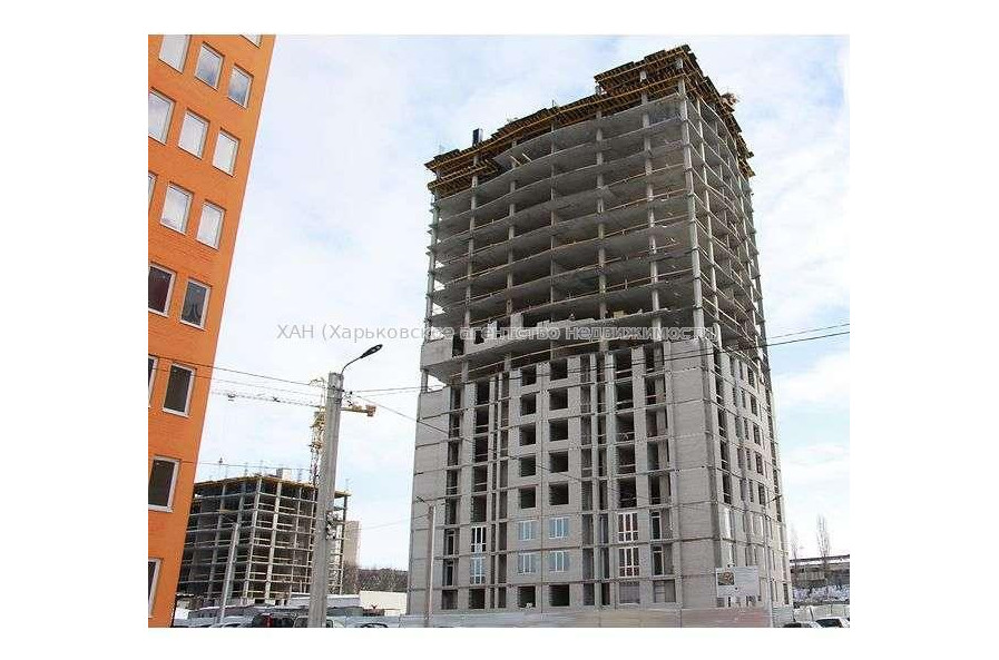 Продам квартиру, Гвардейцев Широнинцев ул. , 2  ком., 62 м², без внутренних работ 