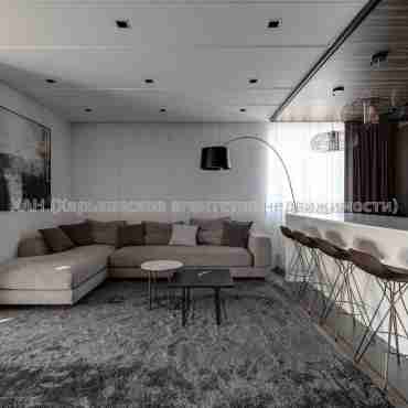 Продам квартиру, Яны Червоной ул. , 4 кім., 150 м², авторский дизайн 