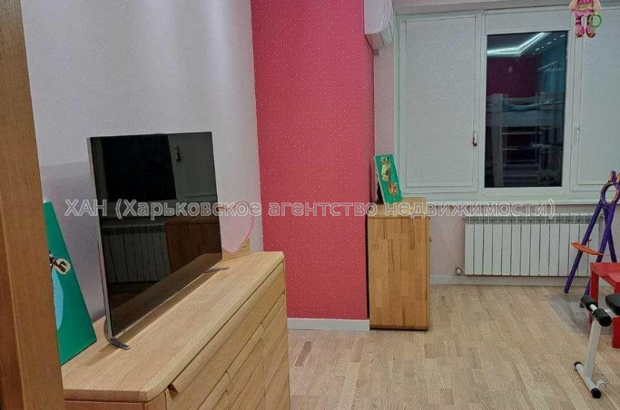 Продам квартиру, Большая Панасовская ул. , 3  ком., 109 м², капитальный ремонт 