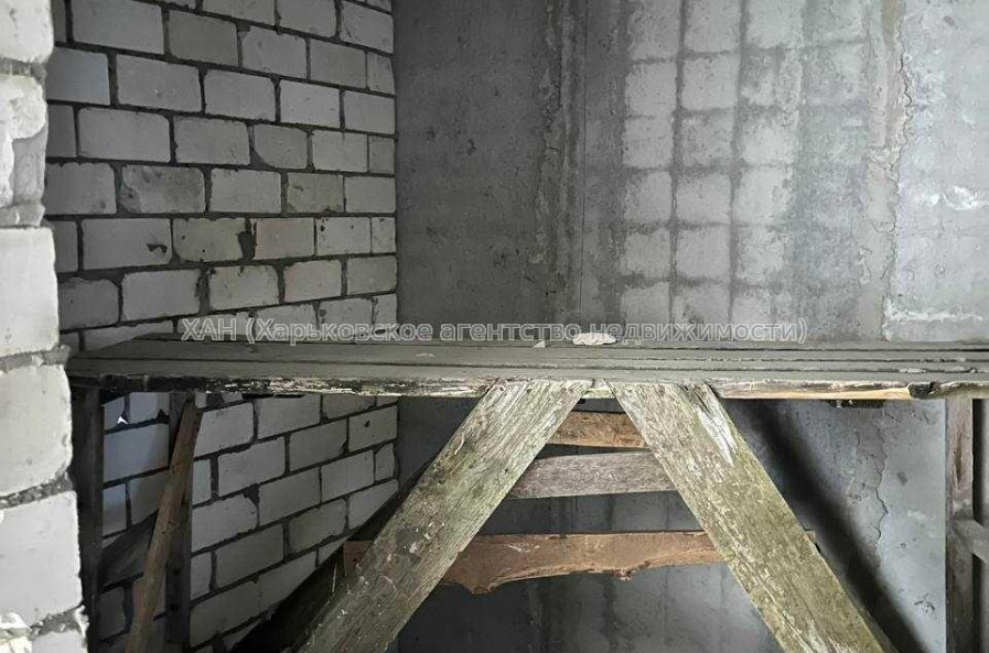 Продам квартиру, Героев Харькова просп. , 1  ком., 49 м², без внутренних работ 